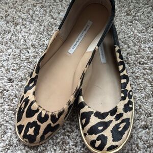 Diane Von Furstenberg DVF Botswana Pink Leather Leopard Calf Hair Flats Size 8.5